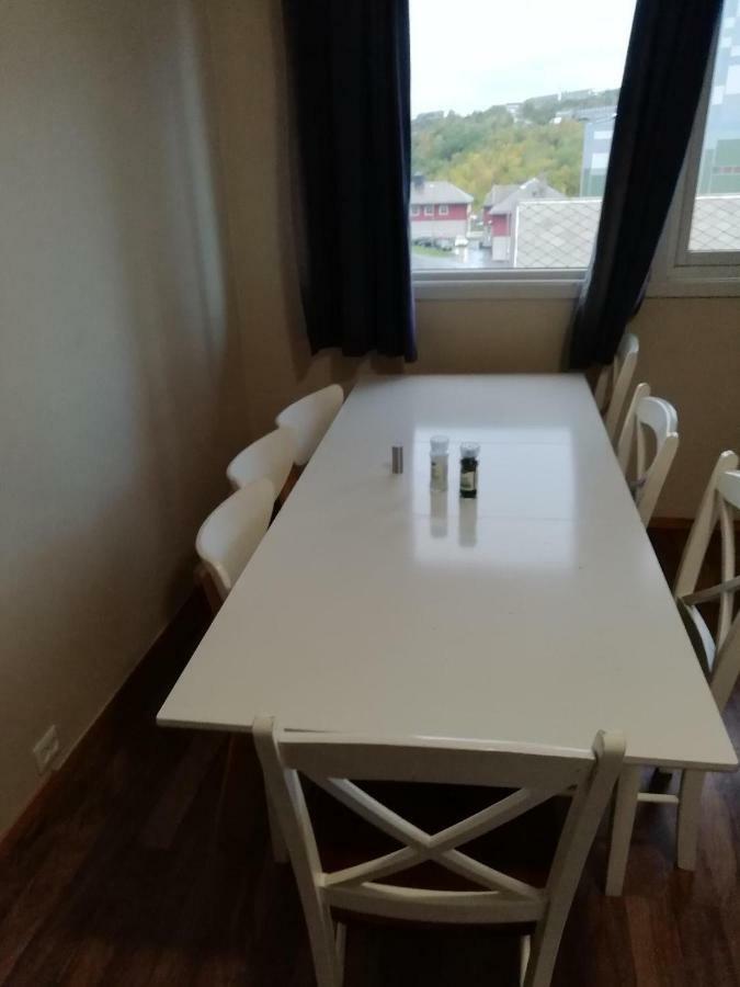 Kirkenes Hotell Luaran gambar